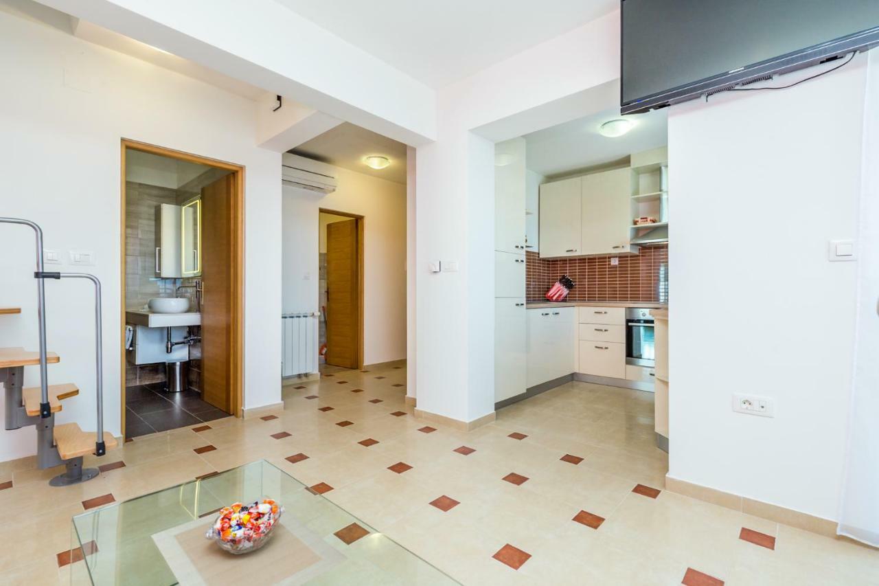 Luxury Apartments Kostrena With Pool Екстер'єр фото