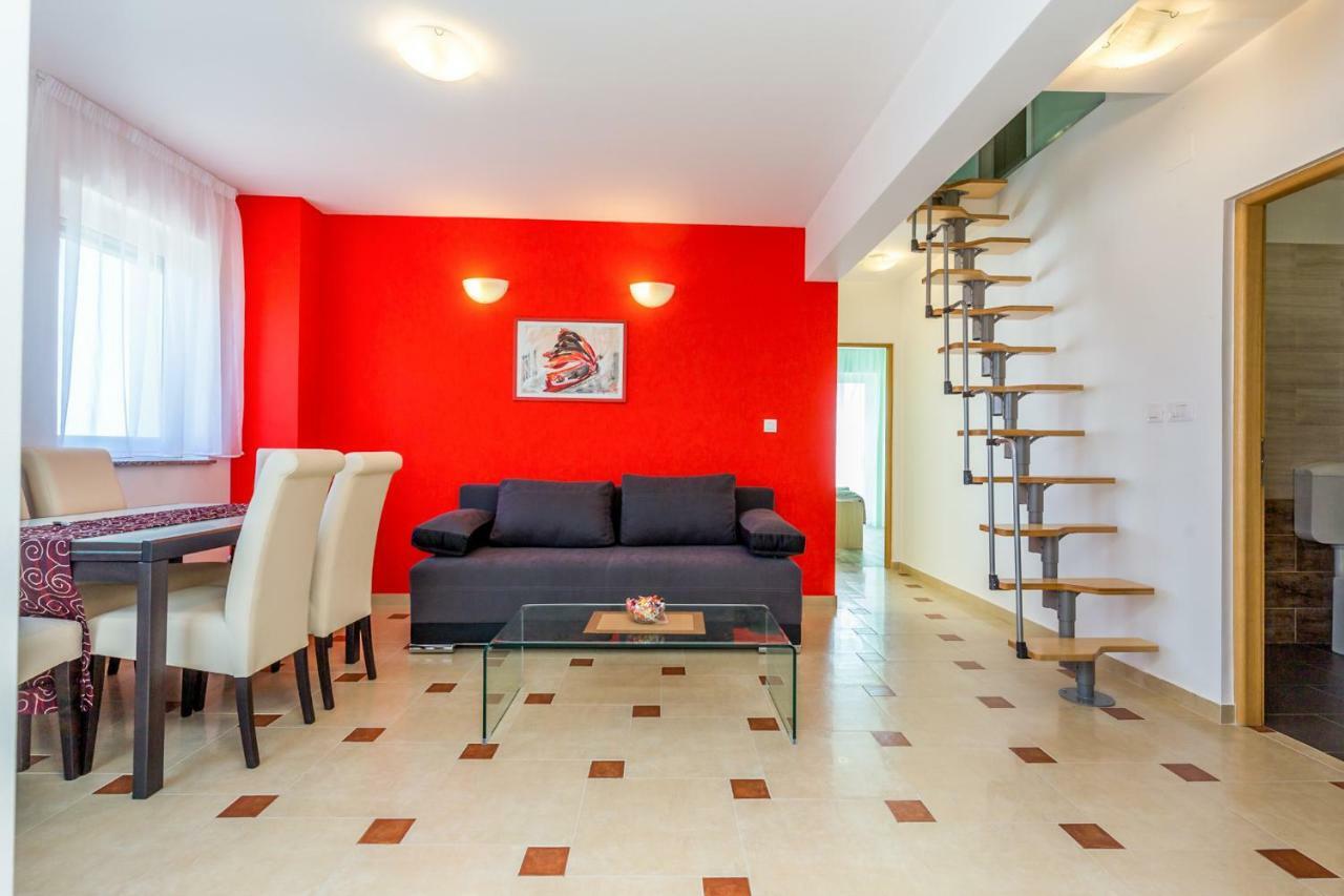Luxury Apartments Kostrena With Pool Екстер'єр фото
