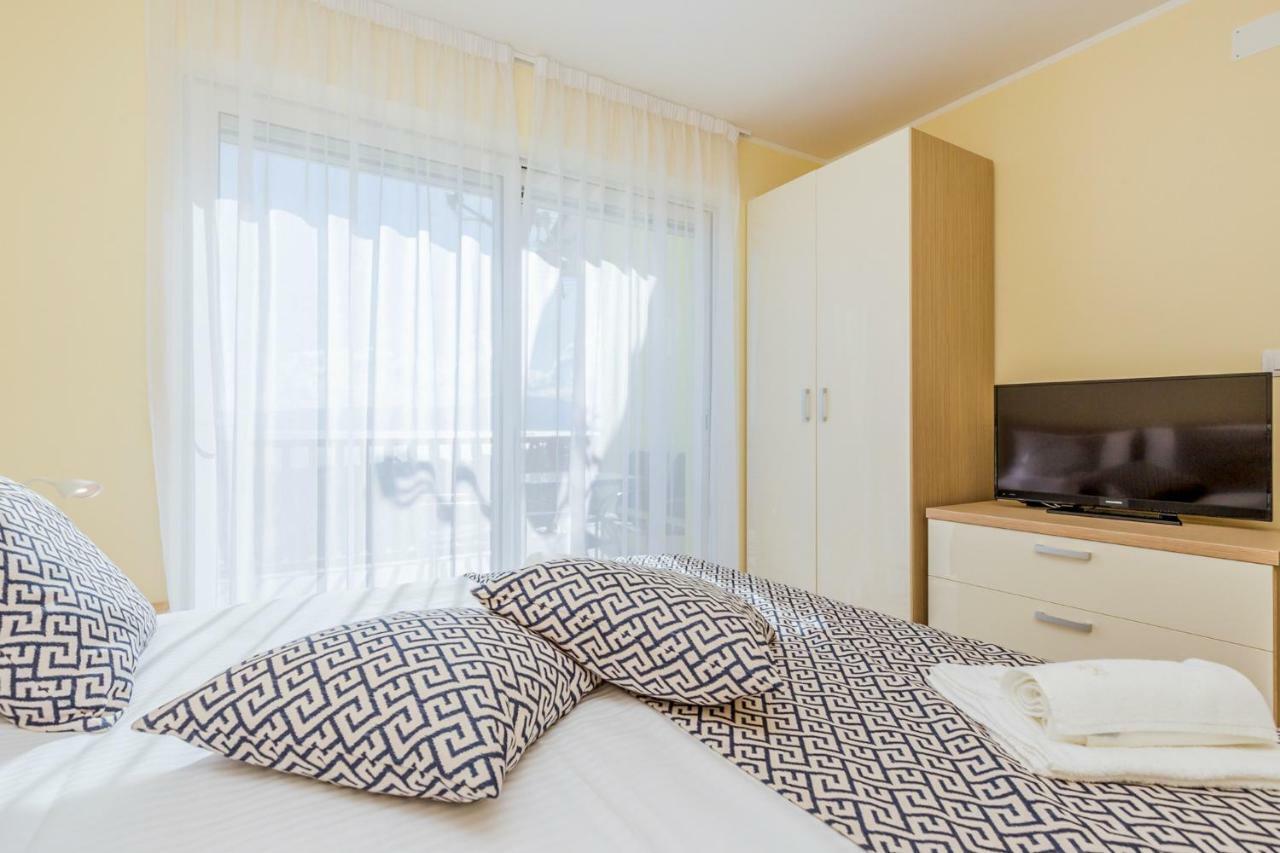 Luxury Apartments Kostrena With Pool Екстер'єр фото