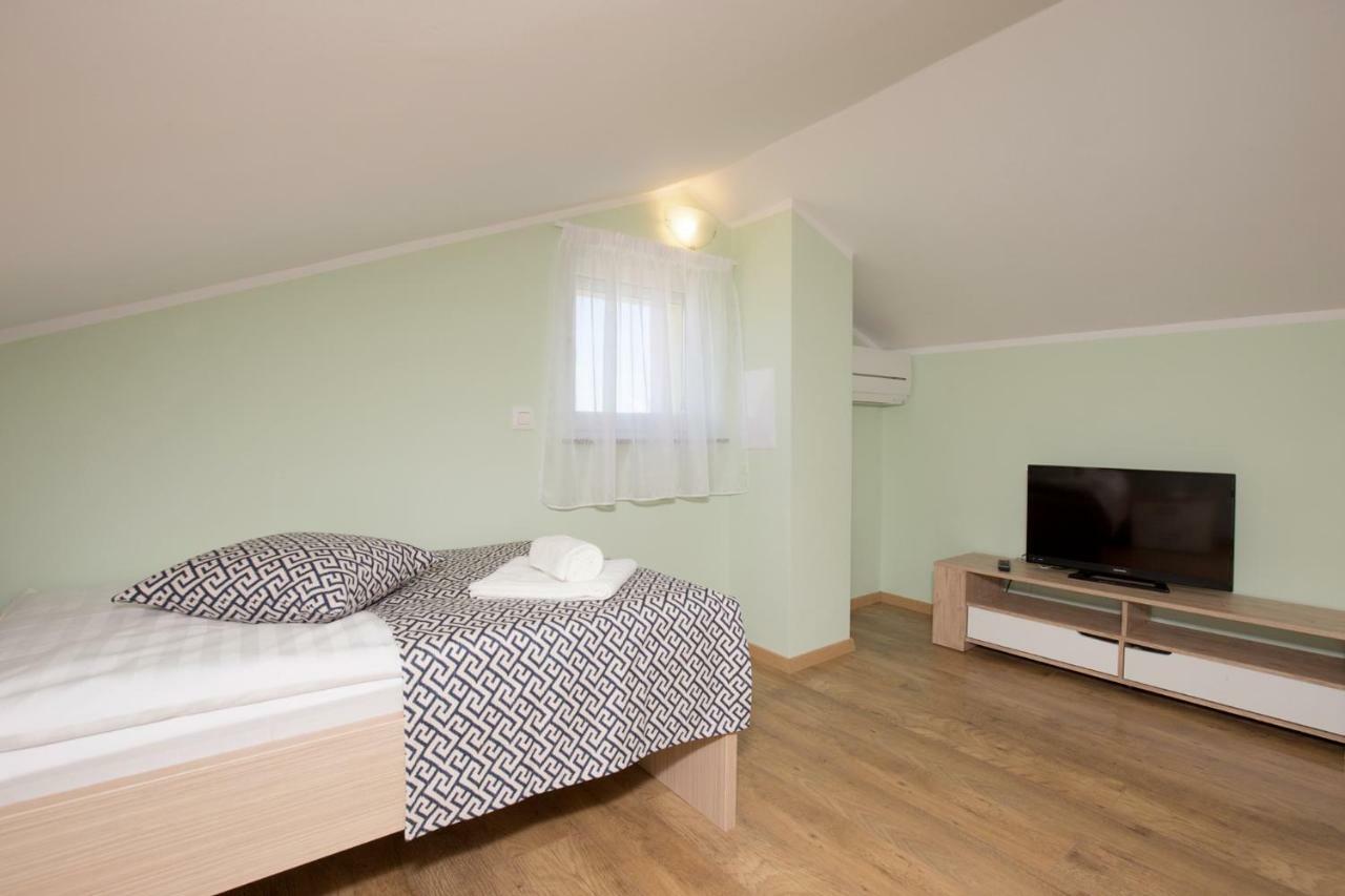 Luxury Apartments Kostrena With Pool Екстер'єр фото