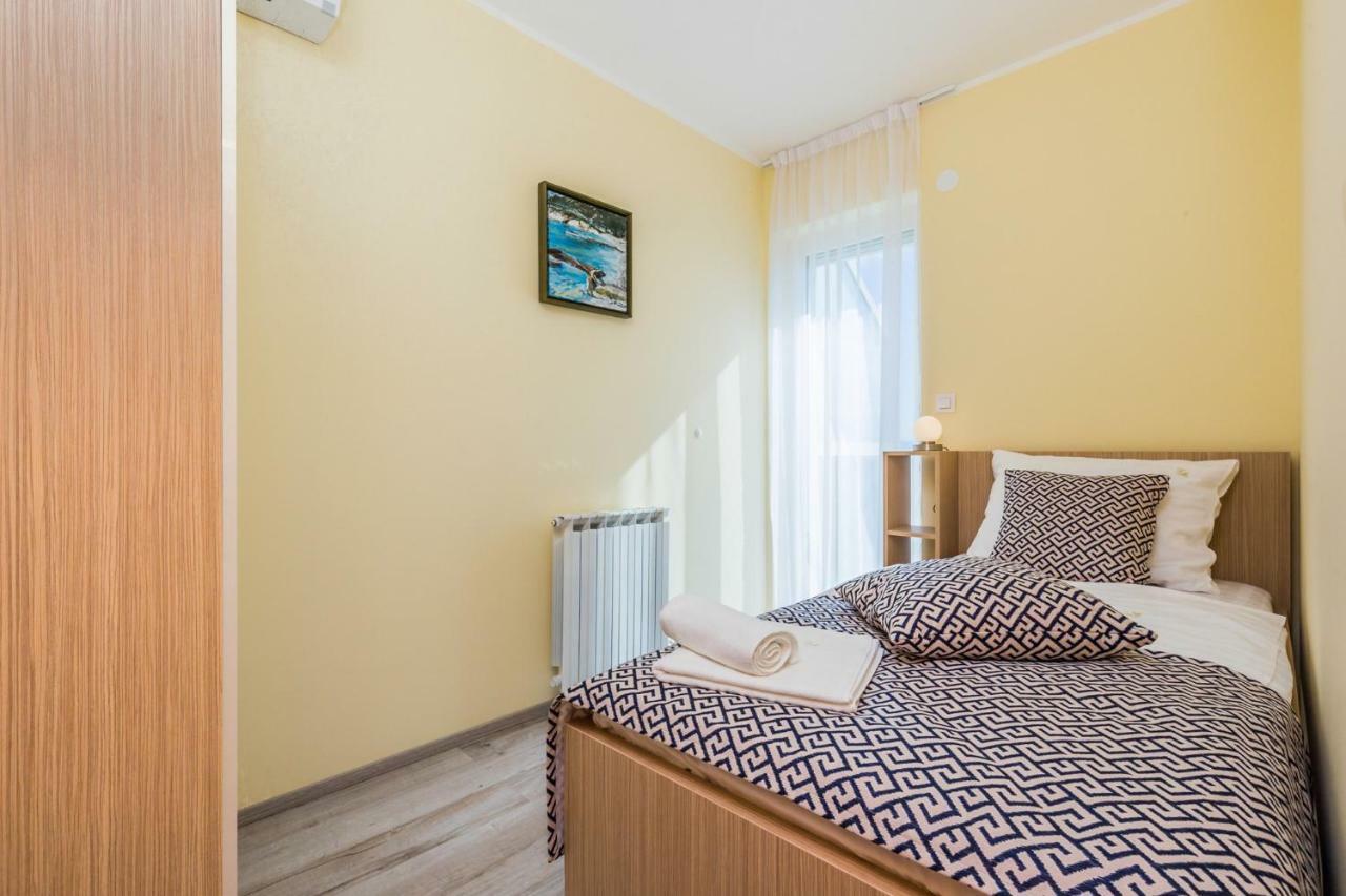 Luxury Apartments Kostrena With Pool Екстер'єр фото
