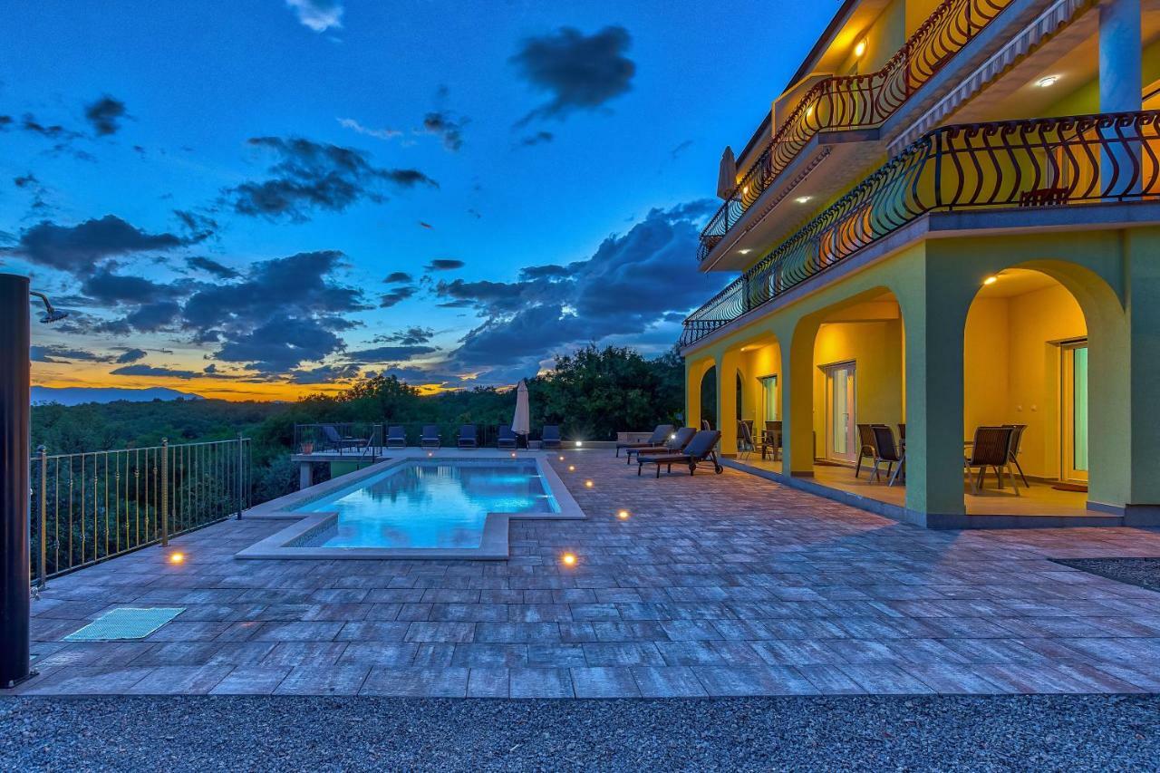 Luxury Apartments Kostrena With Pool Екстер'єр фото