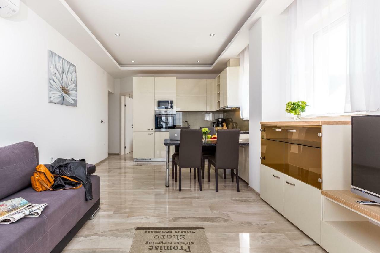 Luxury Apartments Kostrena With Pool Екстер'єр фото