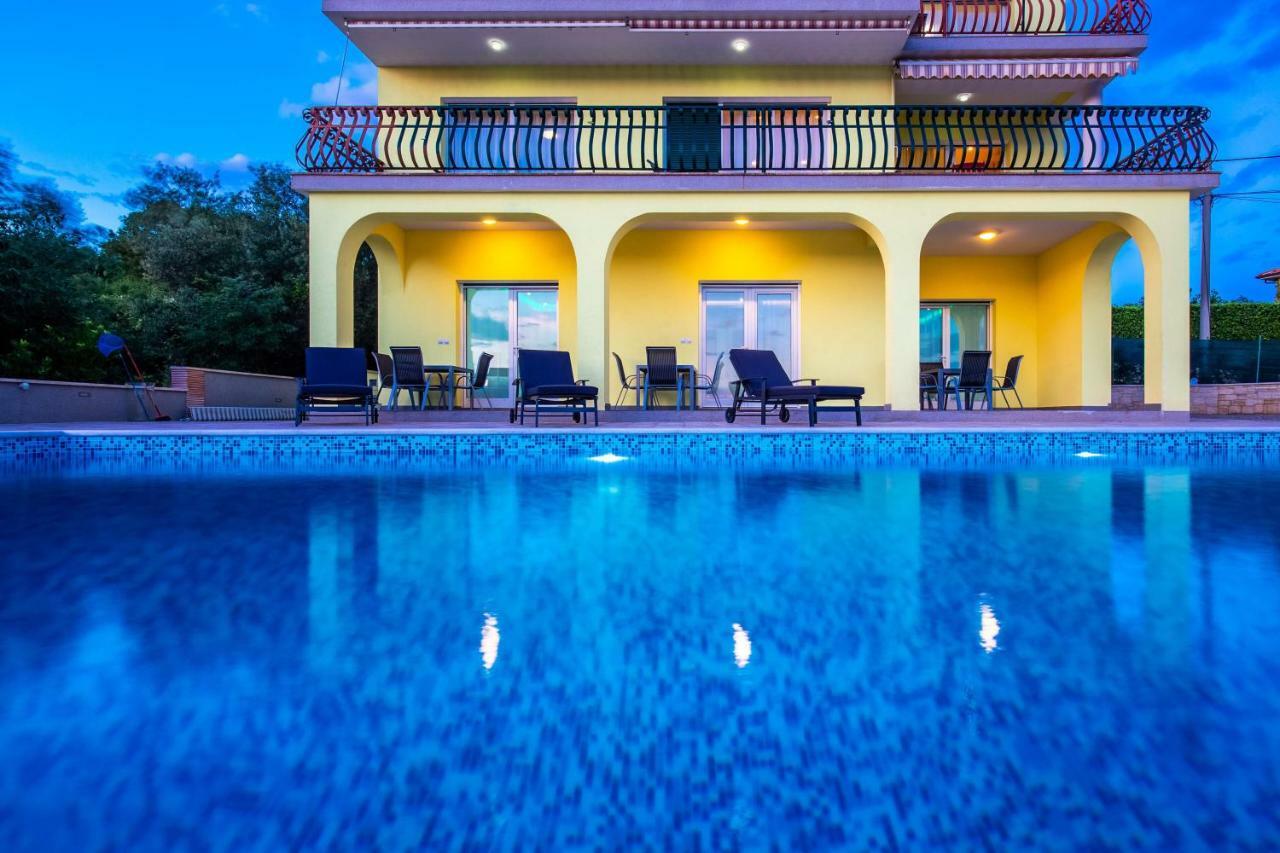 Luxury Apartments Kostrena With Pool Екстер'єр фото