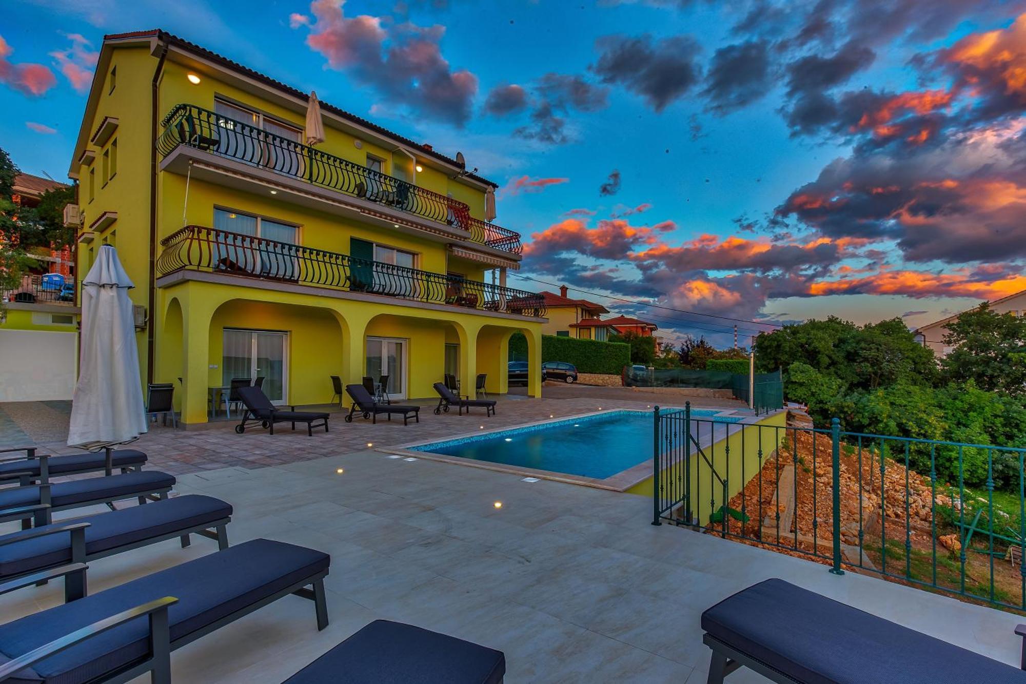 Luxury Apartments Kostrena With Pool Екстер'єр фото