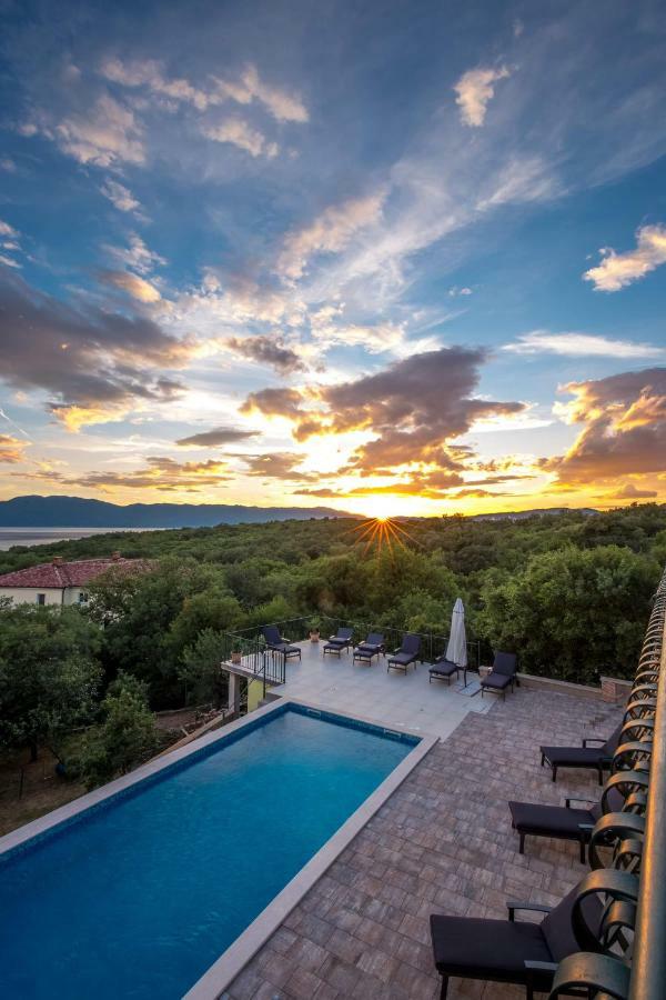 Luxury Apartments Kostrena With Pool Екстер'єр фото
